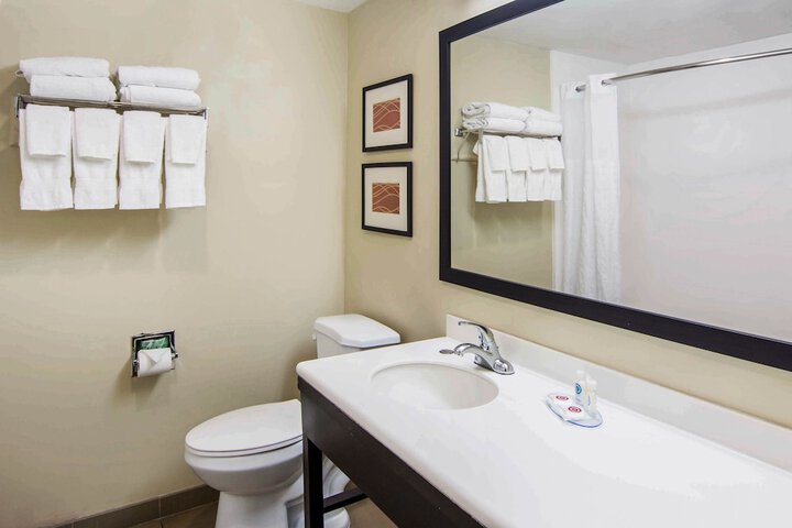Room 17 of 25