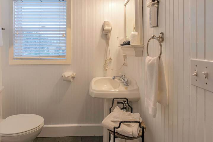 Cannon Beach Hotel Collection