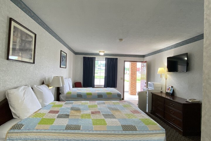 Room 52 of 86