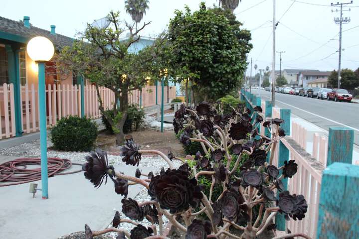 Hotel Exterior 69 of 76