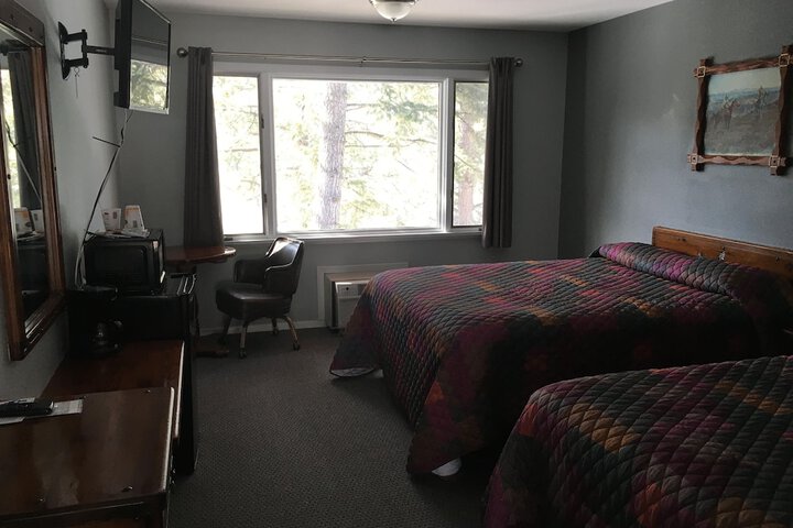 Room 6 of 23