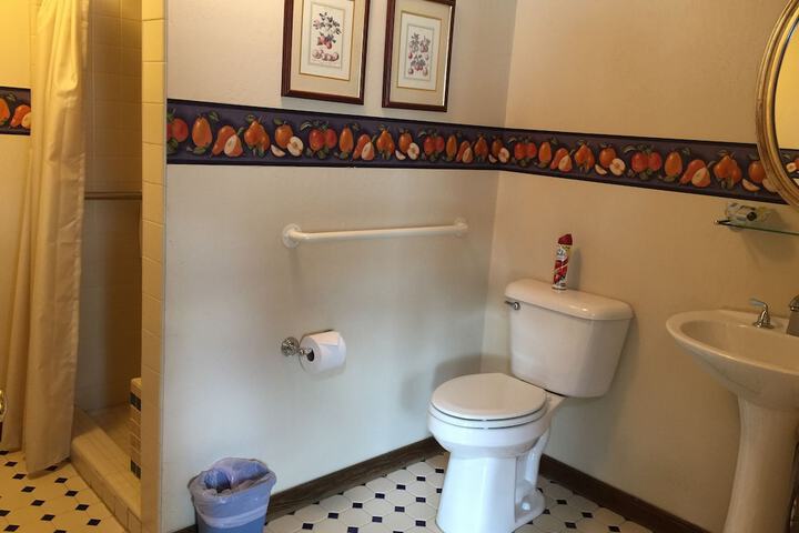 Room 27 of 57