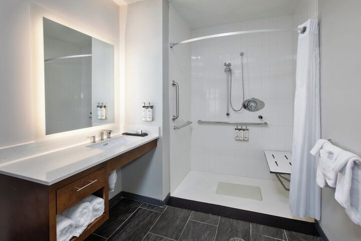 Staybridge Suites Ames by IHG