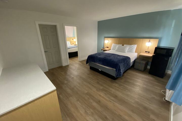 Room 15 of 36