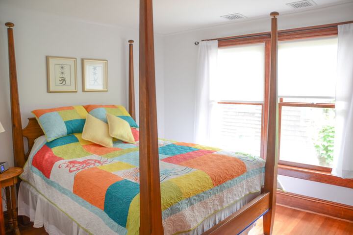 Room 21 of 29