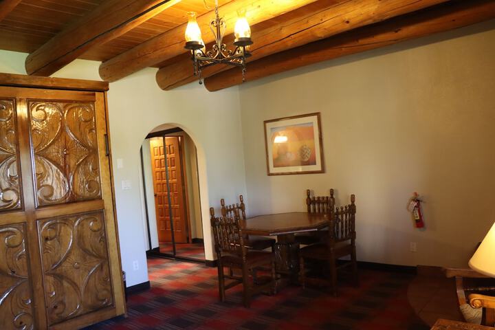 Sagebrush Inn & Suites