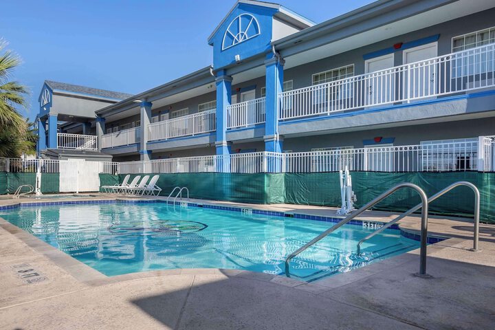Pool 5 of 40