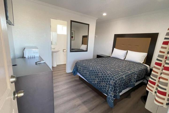 Palm Inn