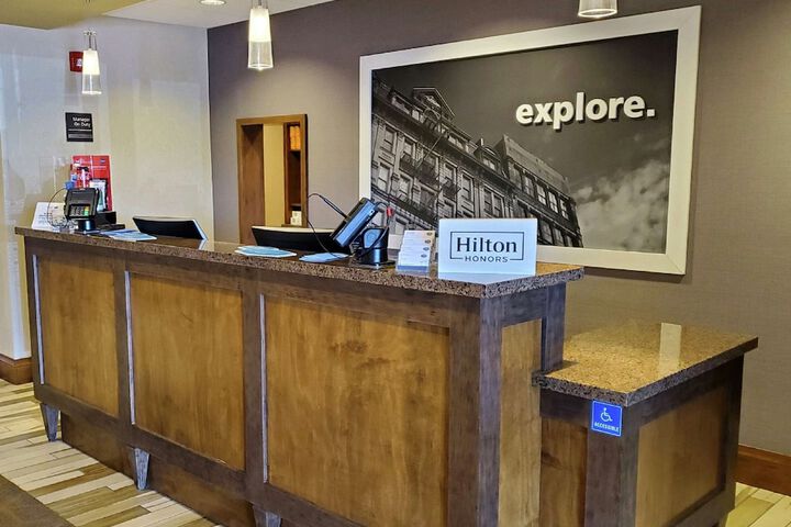 Hampton Inn & Suites Salinas