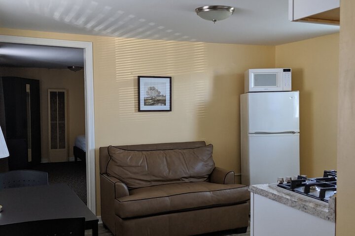 Room 37 of 54