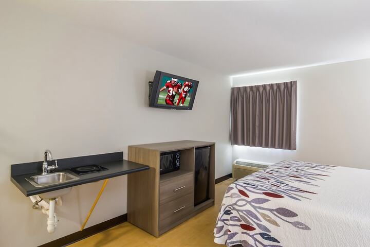Room 25 of 35