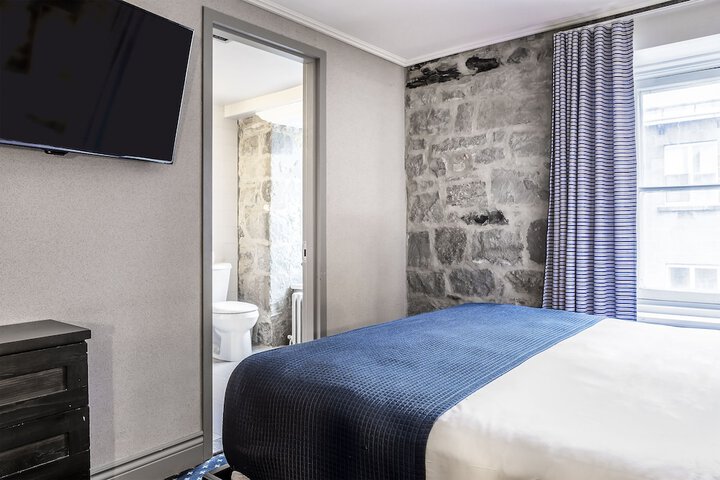 Room 15 of 24