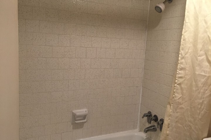 Room 49 of 100