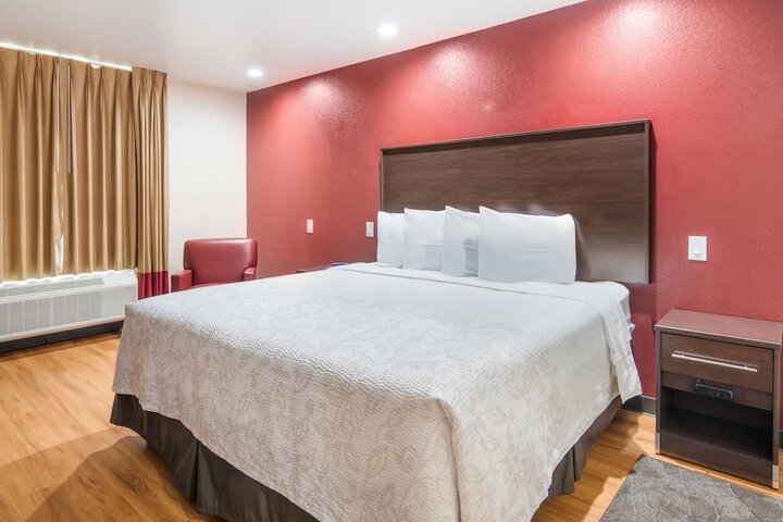 Room 21 of 33