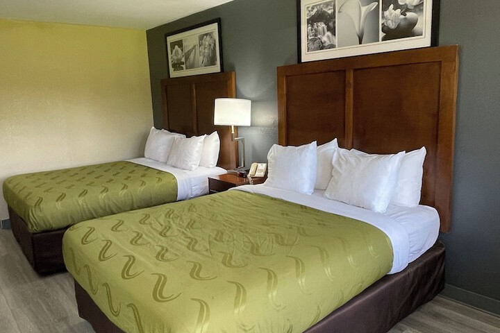 Room 21 of 50