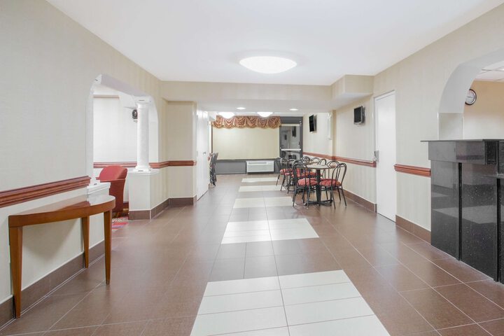 Hotel Interior 9 of 27
