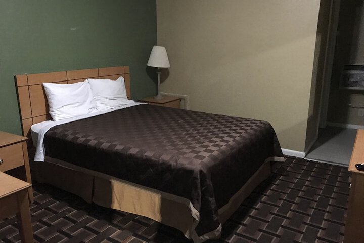 Princess Motel Maryville
