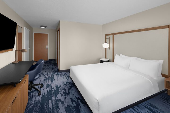 Room 9 of 29