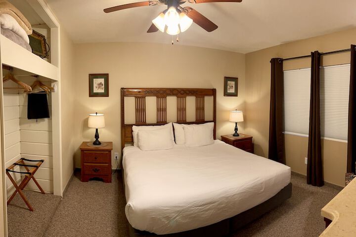 Room 38 of 118