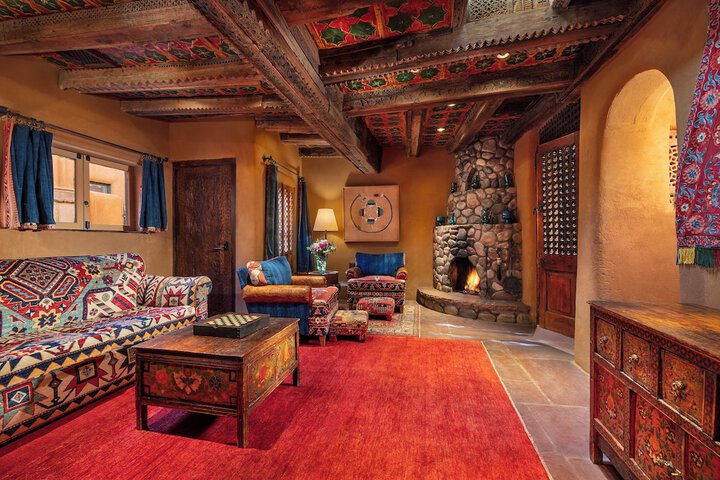 Room 23 of 40