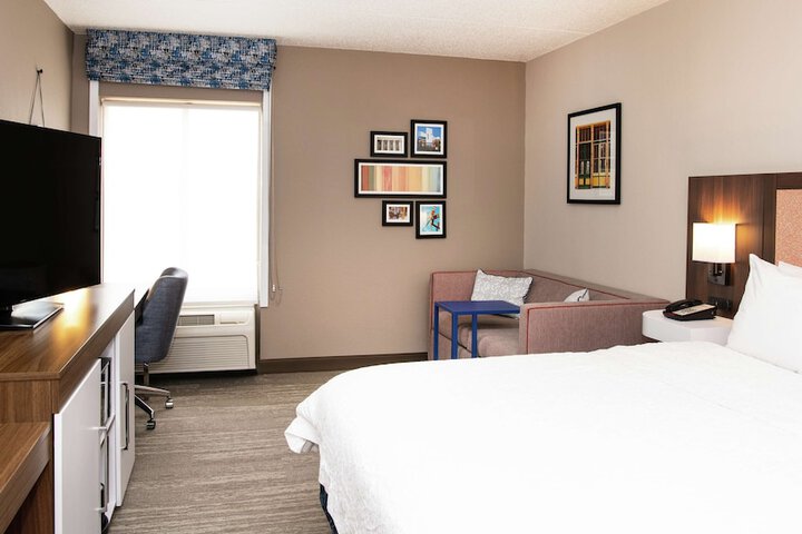 Room 14 of 52