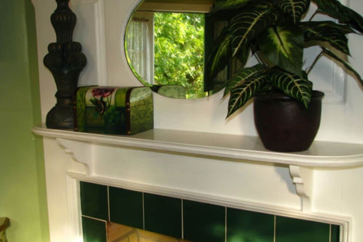White Oak Manor Bed & Breakfast