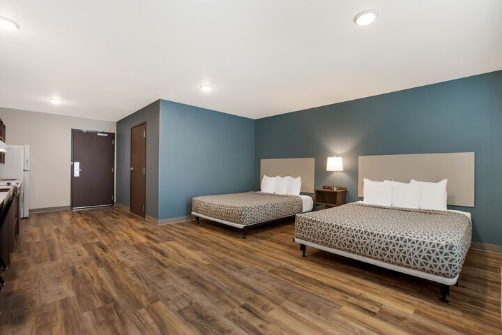 Room 12 of 30