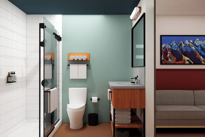 Room 12 of 16