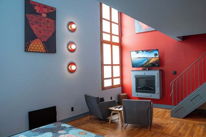 Room 12 of 50