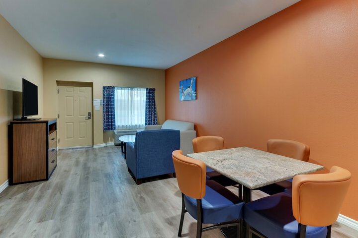 Room 28 of 41