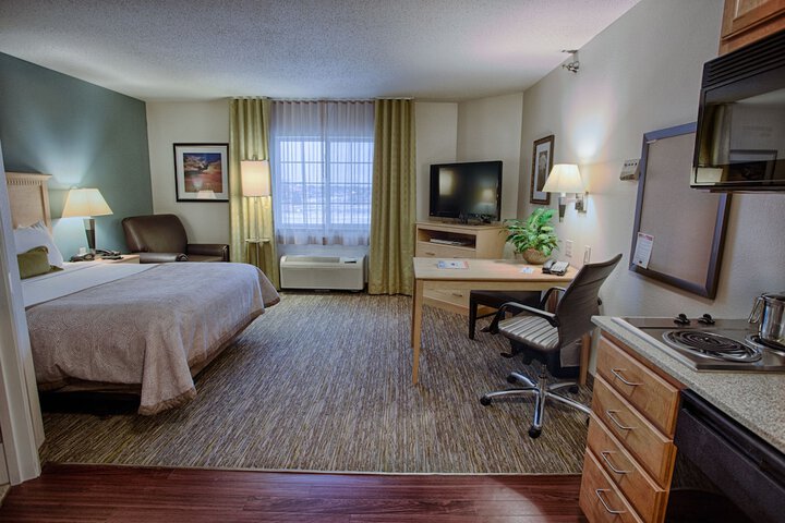 Room 44 of 74