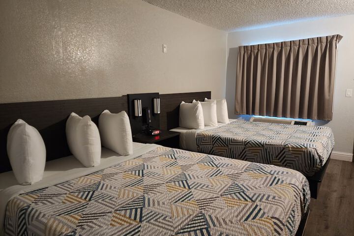 Room 36 of 38