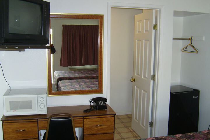 Cascade City Center Motel