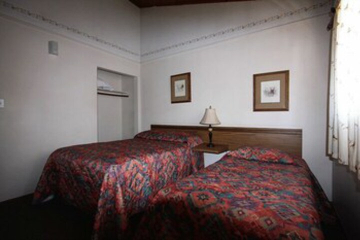 Fern Creek Lodge