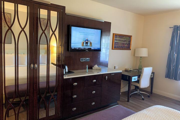Room 41 of 50