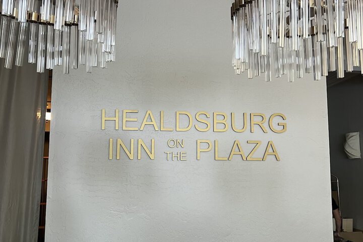 Healdsburg Inn on the Plaza a Four Sisters Inn