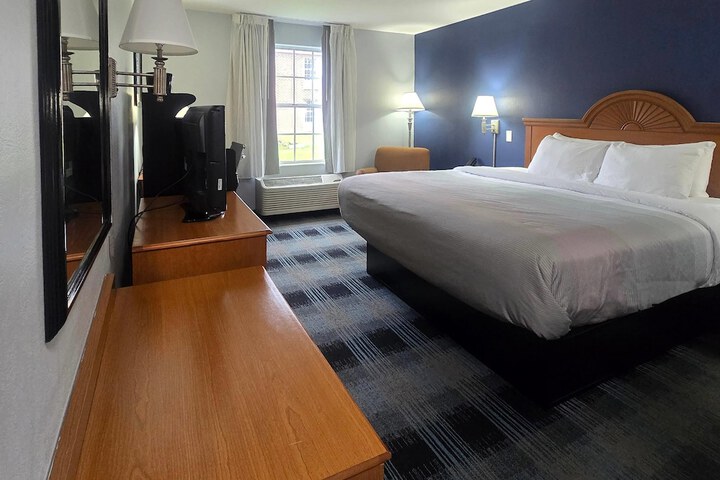 Quality Inn Dublin I-81