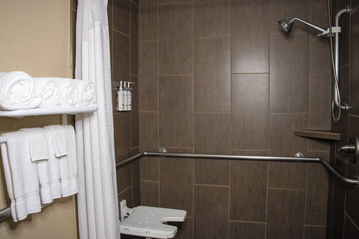 Room 16 of 47