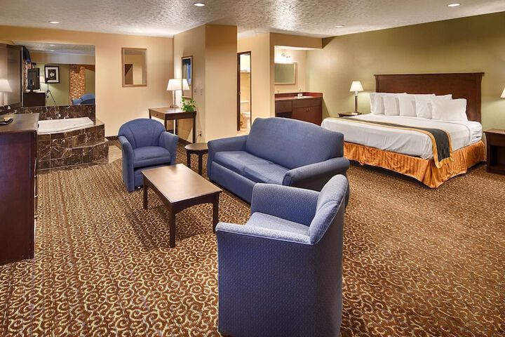Best Western Mansfield / Bellville
