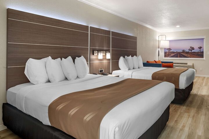 Room 36 of 60