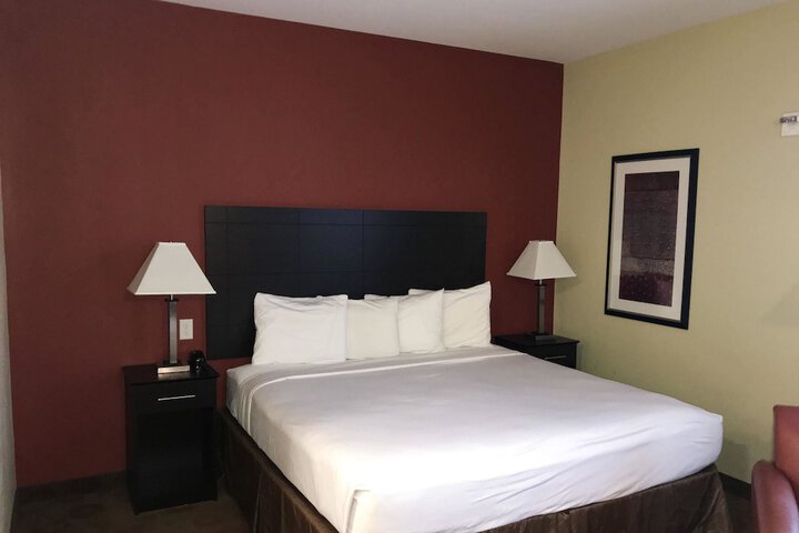 Room 19 of 35