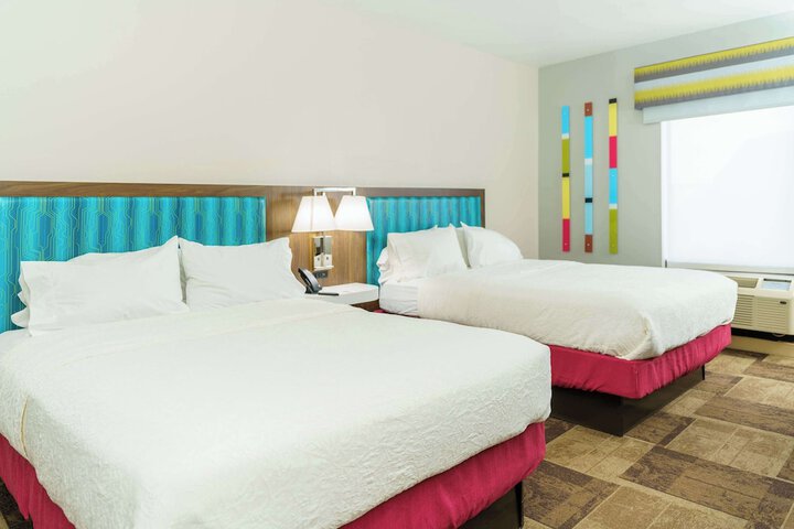 Hampton Inn Garden City