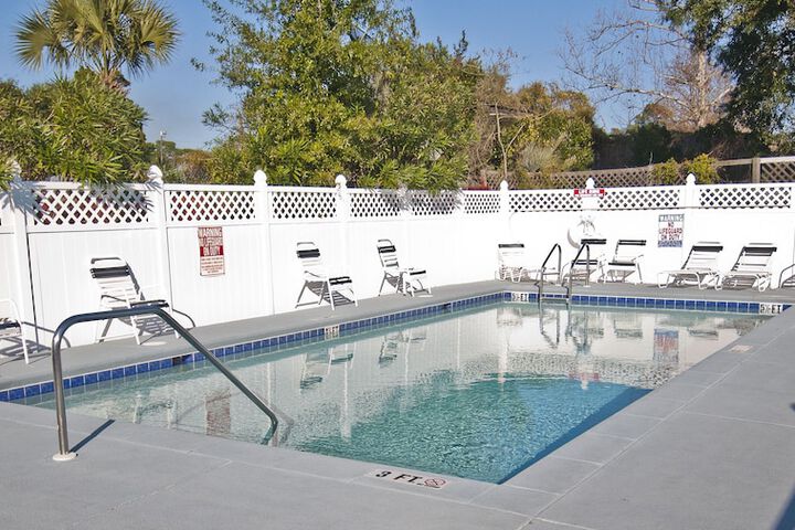 Pool 4 of 38