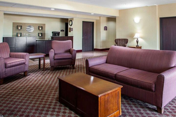Hotel Interior 6 of 43