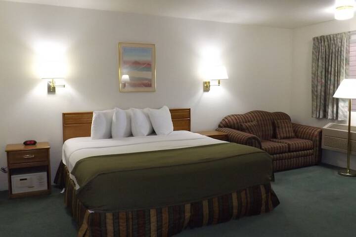 Room 30 of 52