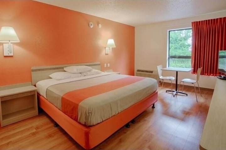 Room 15 of 47