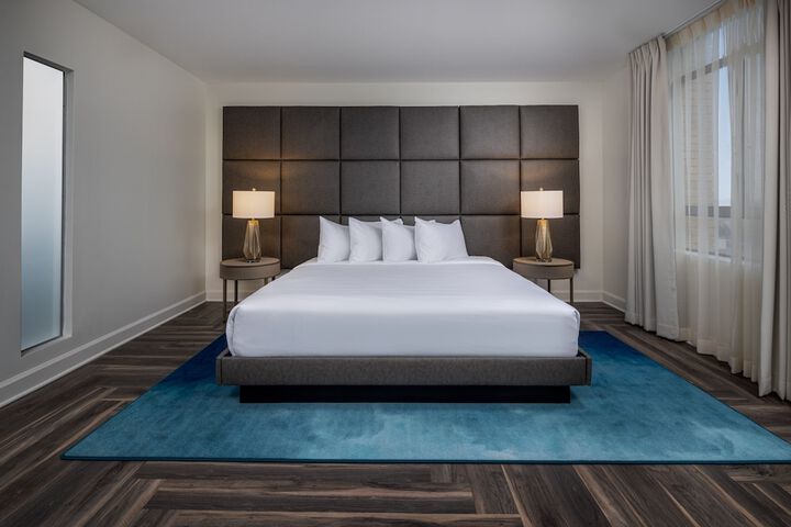 Room 27 of 56