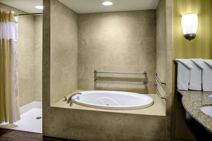 Hilton Garden Inn Pittsburgh / Cranberry