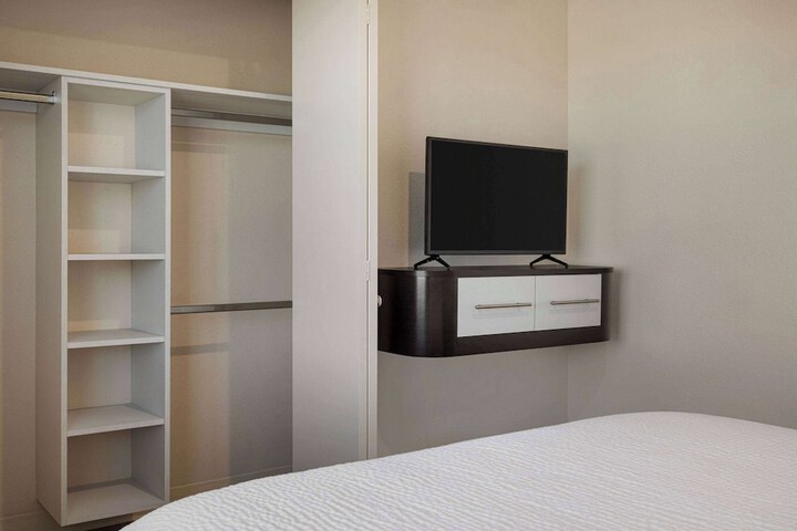 WaterWalk Extended Stay Raleigh Durham Research Triangle
