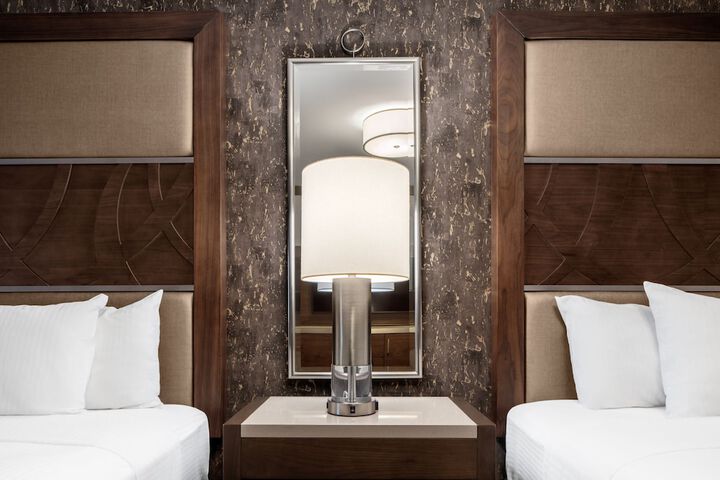 Horseshoe Black Hawk - a Caesars Rewards Destination